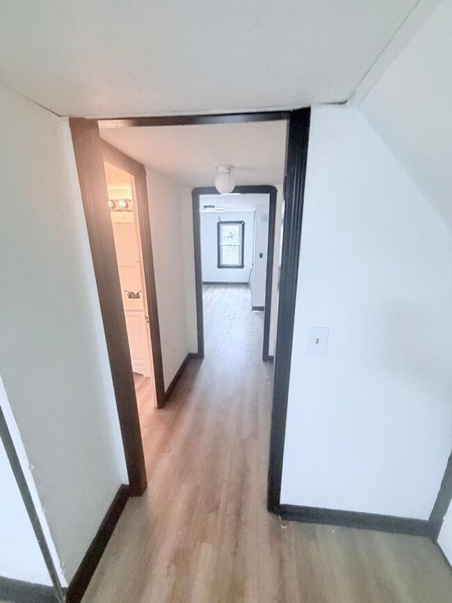 Building Photo - 2791 E 127th St