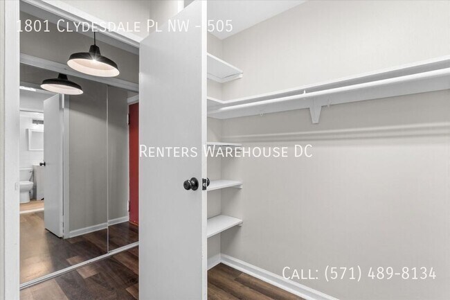 Building Photo - 1801 Clydesdale Pl NW