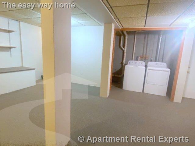 Building Photo - 66 Cedar St