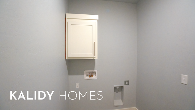 Building Photo - 307 Kirks Holw