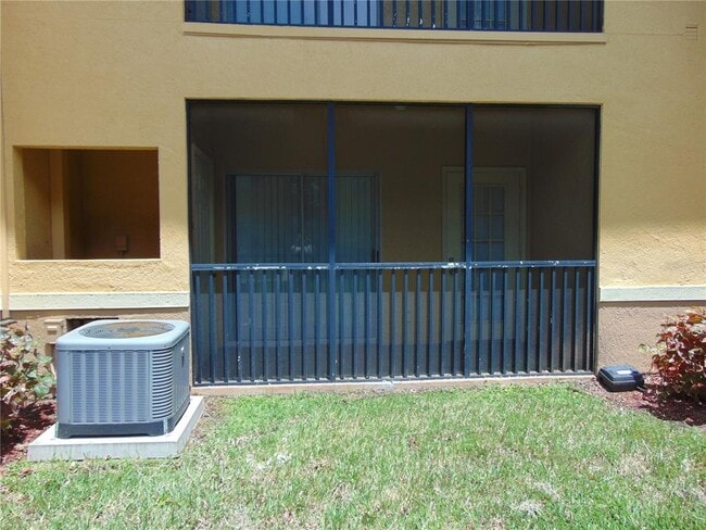 Building Photo - 4323 Bayside Village Dr