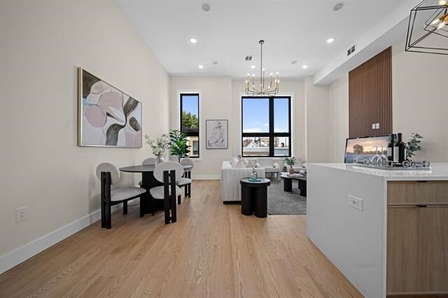 Building Photo - 27 Graham St