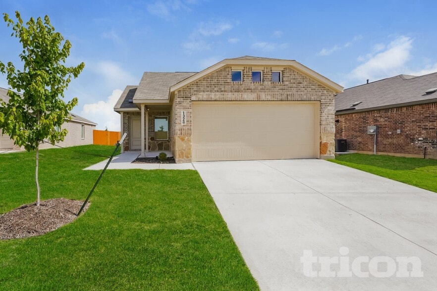 Interior Photo - Tricon Rancho Canyon