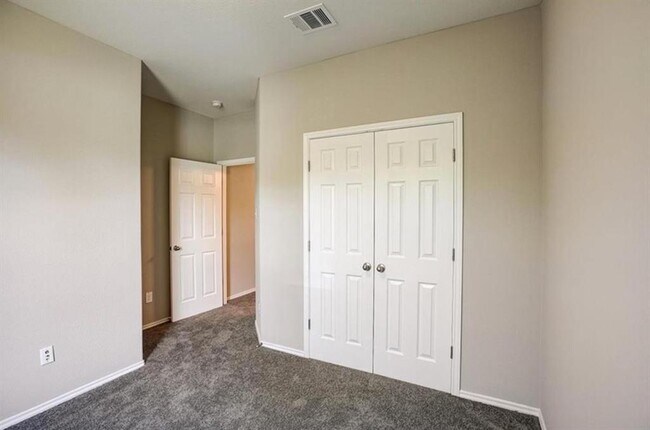 Building Photo - 809 Oatmeal Drive
