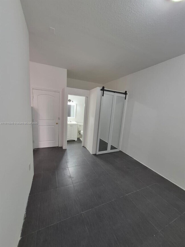 Building Photo - 13376 SW 268th Terrace