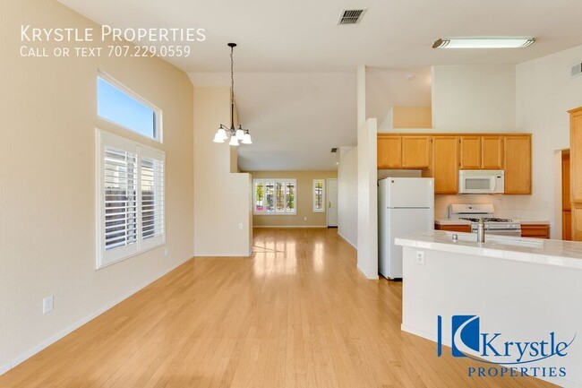 Building Photo - Charming Westgate Rental in the Travis Sch...