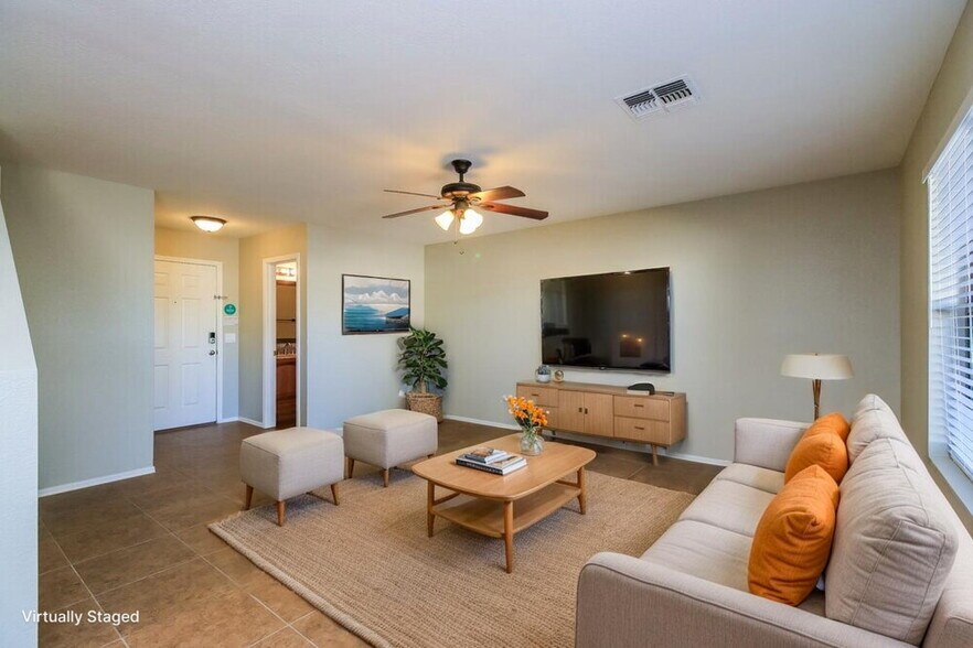 Building Photo - 11528 E Flower Cir