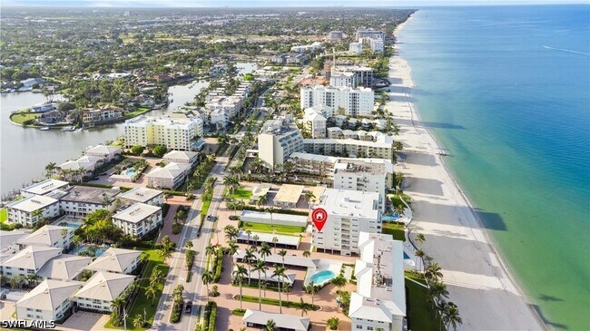 Building Photo - 1977 Gulf Shore Blvd N
