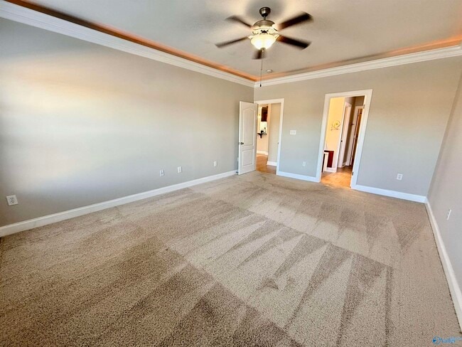 Building Photo - 5031 SE Valley Cove Dr