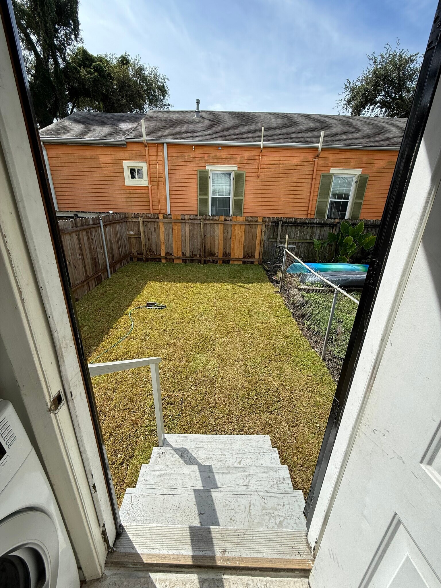 Building Photo - 3432 Dryades St