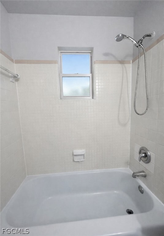 Building Photo - 919 Freemont St