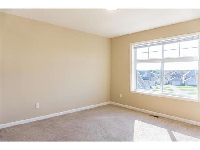 Building Photo - 2974 Clover Ridge Dr