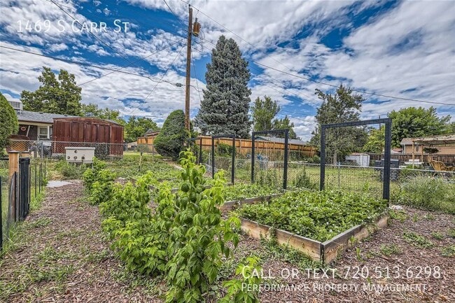 Building Photo - 1469 S Carr St