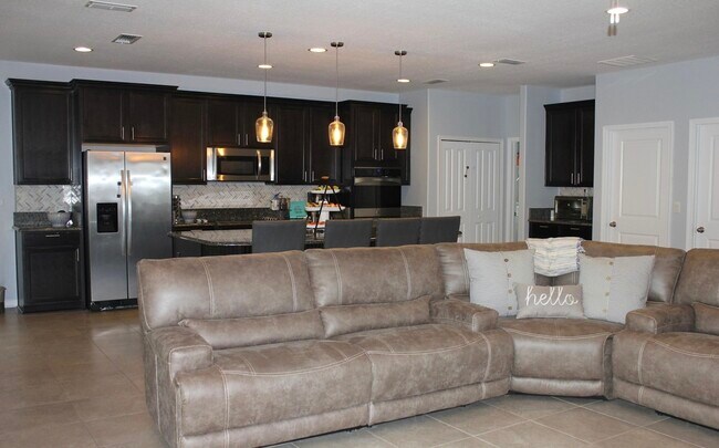 Building Photo - 276 Sanctuary Dr