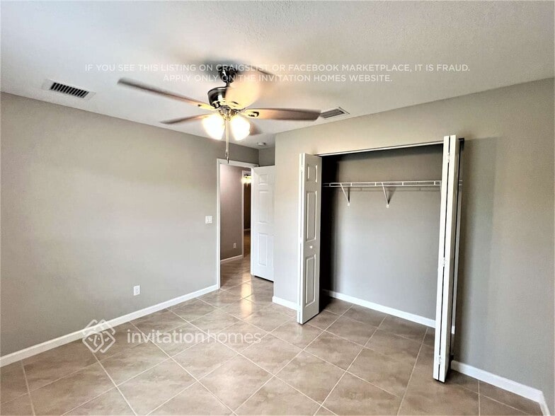 Building Photo - 188 SW Exora Terrace