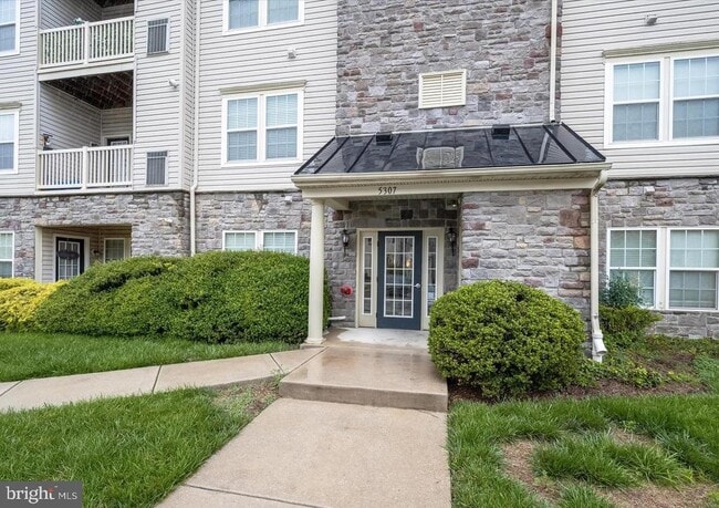 Building Photo - 5307 Wyndholme Cir