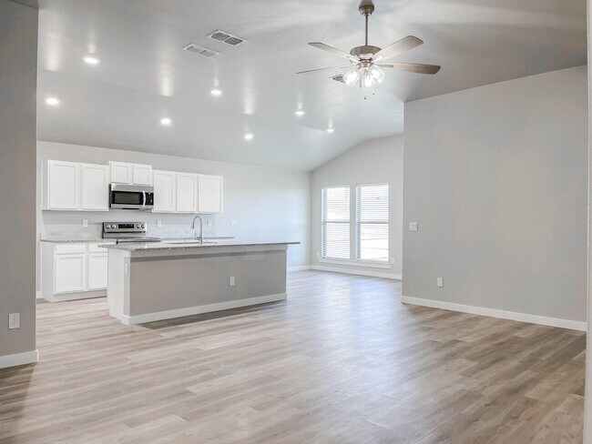 Building Photo - 1705 133rd St