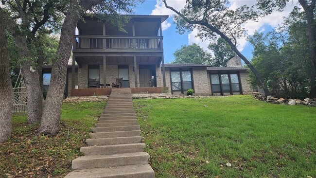 Building Photo - 1403 Canoe Brook Dr