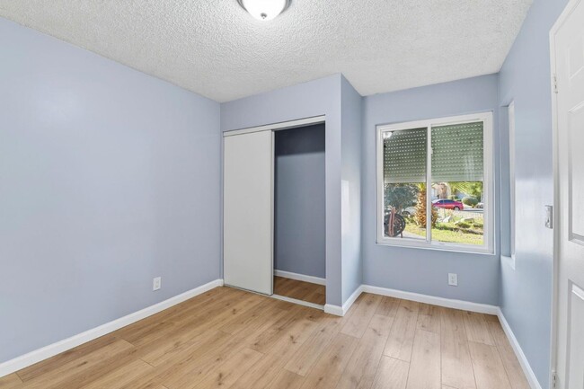 Building Photo - 44648 17th St E