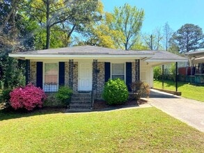 Building Photo - Clean 2 bedroom, 1 Bath Cayce Home