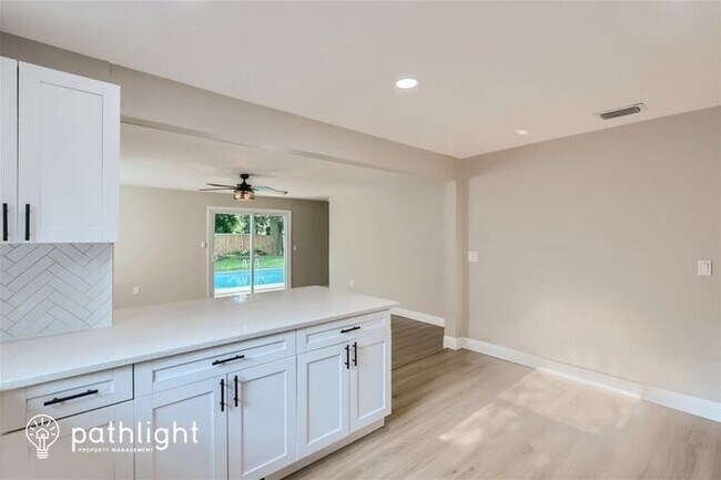 Building Photo - 1217 E Norfolk Street, Tampa, FL, 33604