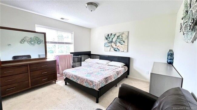 Building Photo - 116 Pepin Pl