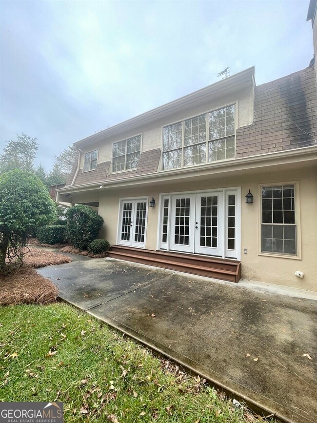 Building Photo - 242 Ebenezer Church Rd