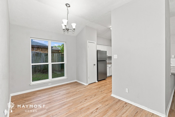 Building Photo - 8203 Valeta Dr