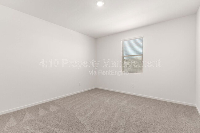 Building Photo - 35405 W Catalan St