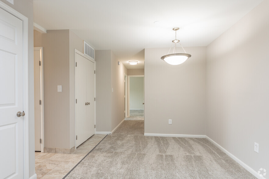 Interior Photo - Fairfax Circle Villa Apartments