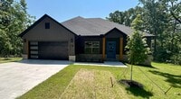 Building Photo - 23 Lockerbie Cir