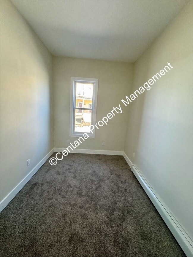 Building Photo - 614 N Alaska St