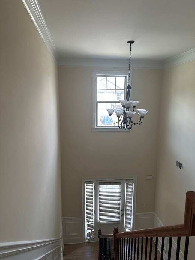 Building Photo - 4 Bedrooms, 3 Bathrooms - Home in Stockbri...