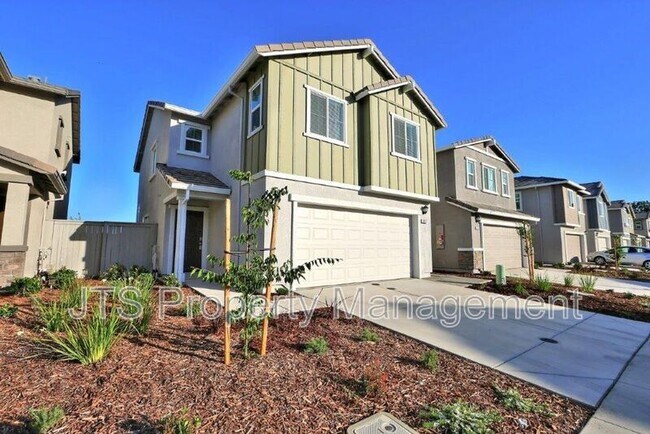 Building Photo - 2097 Shady Tree Cir
