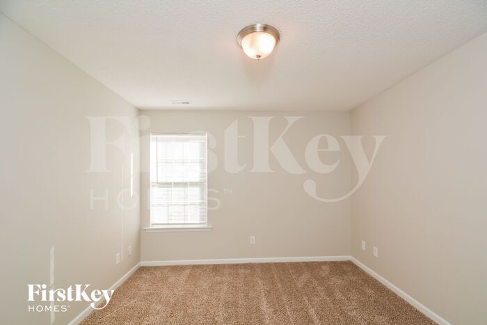 Building Photo - 12323 N Exeter Way