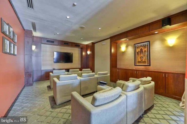 Building Photo - 11760 Sunrise Valley Dr