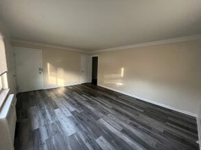 Building Photo - 3166 Werk Rd