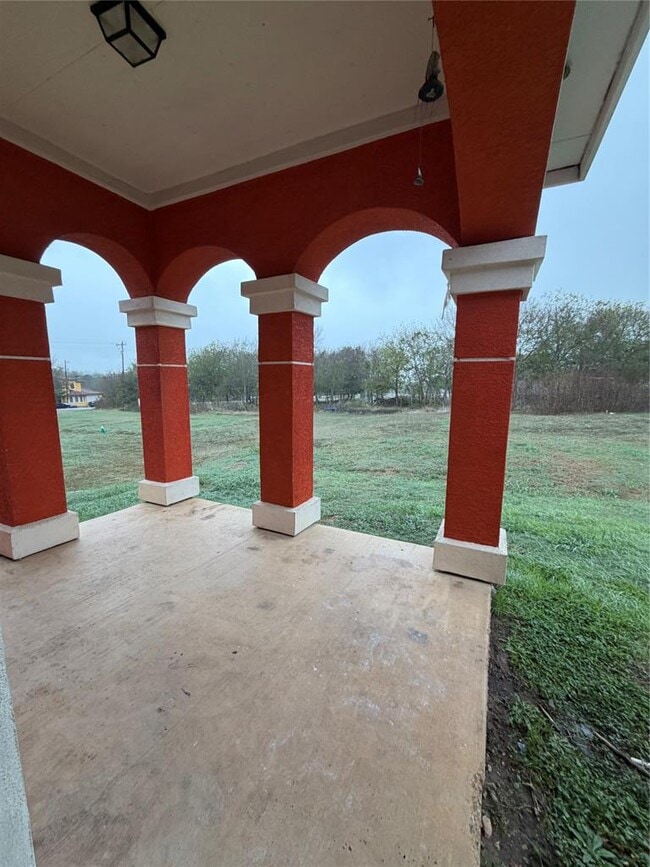 Building Photo - 398 Mesa Dr