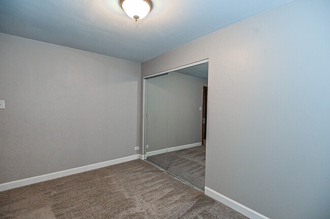 Building Photo - 1510 Nobles Ln
