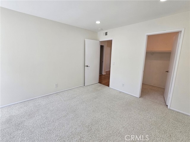 Building Photo - 1812 N Fairgreen Dr