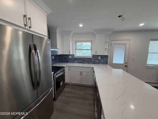 Building Photo - 135 Wharfside Dr