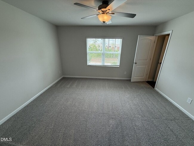 Building Photo - 1063 Peony Ln