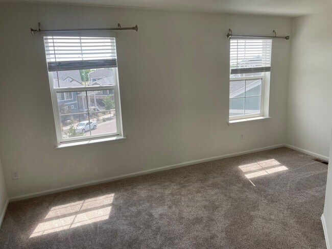 Building Photo - 4406 N Quatar Ct