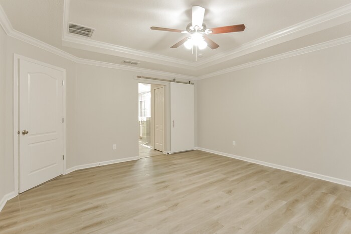 Building Photo - 806 Deer Crossing Rd