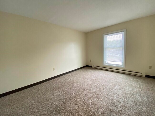 Building Photo - 155 Eastern Ave