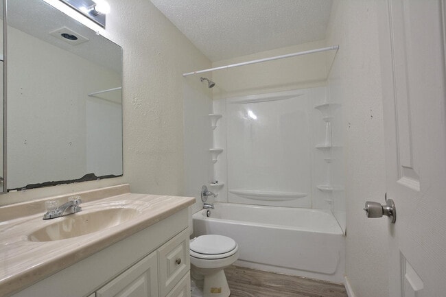 Building Photo - 2714 94th St