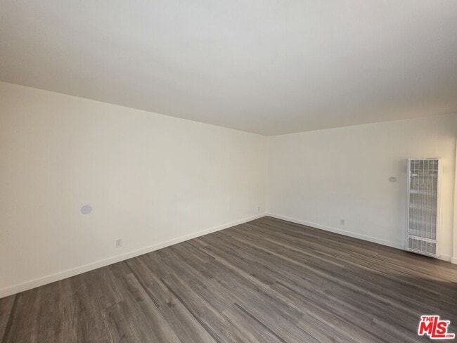 Building Photo - 1433 Brockton Ave