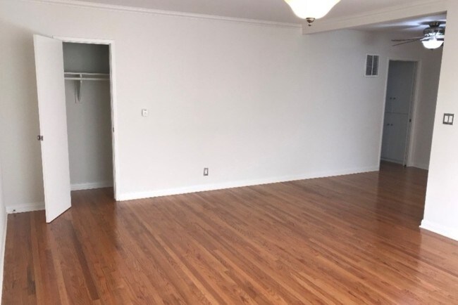 Living Room - 1646 Livonia Ave