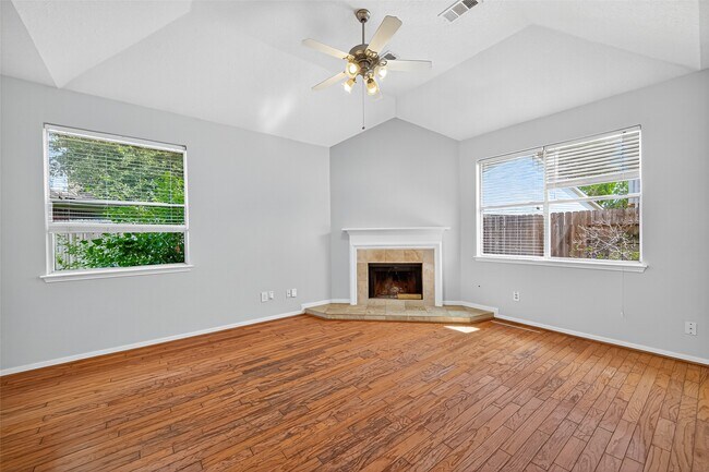 Building Photo - 2942 Blue Dawn Dr