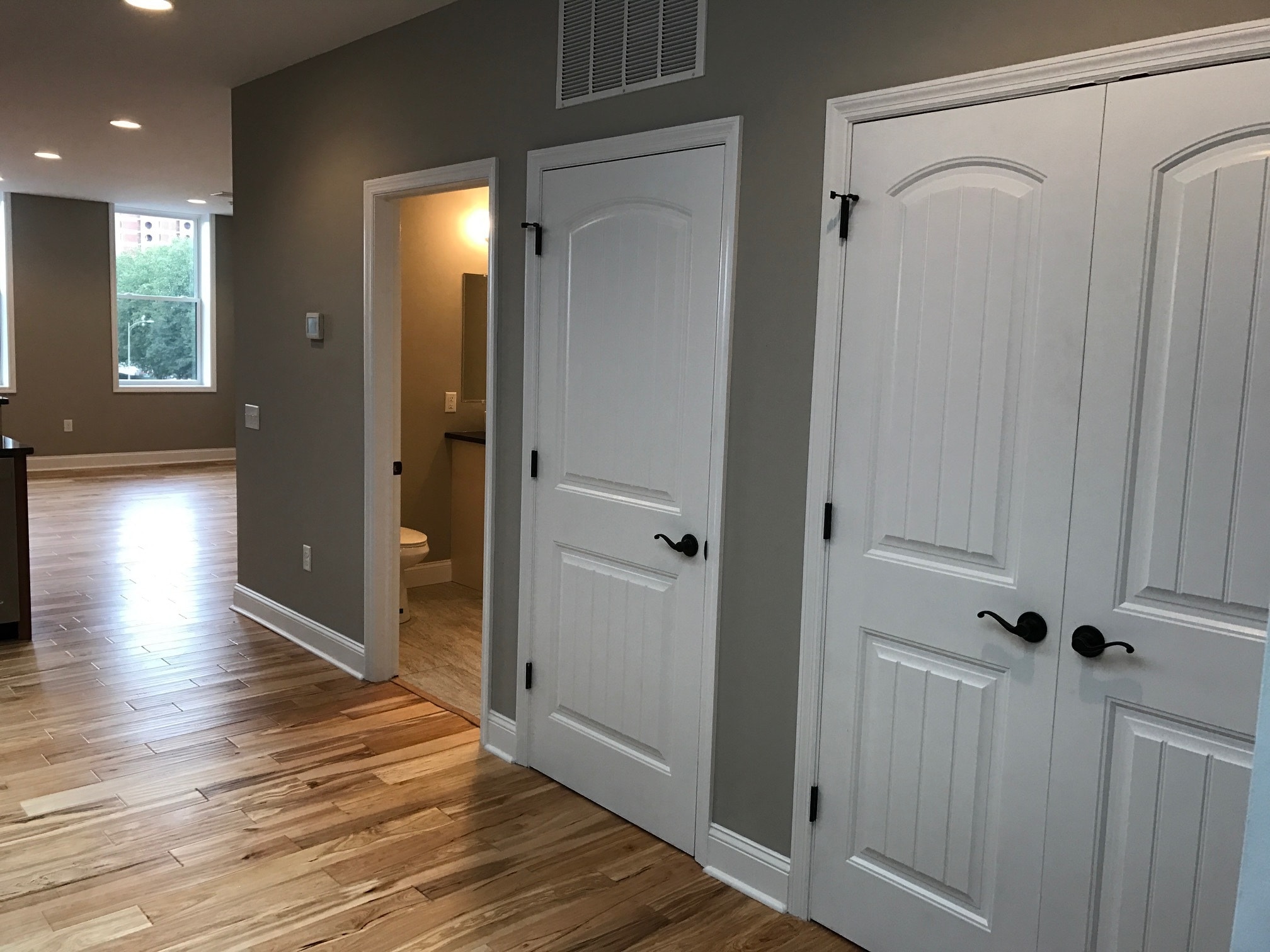 Building Photo - 41 E Northampton St